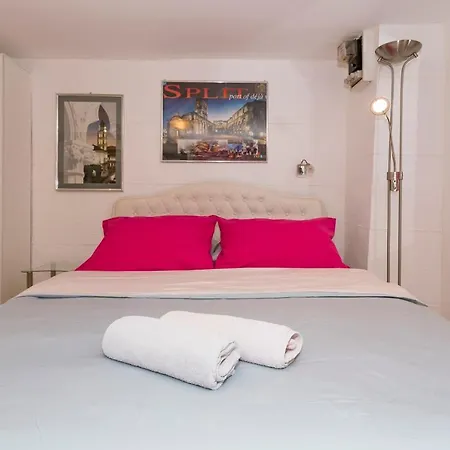Modern And Practical In The Heart Of Apartment